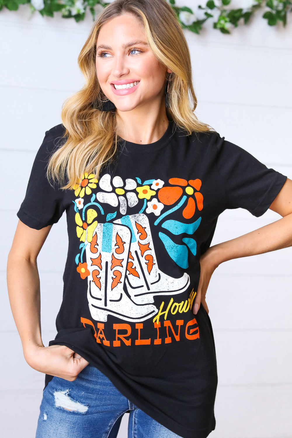 Black Cotton HOWDY DARLING Graphic Tee