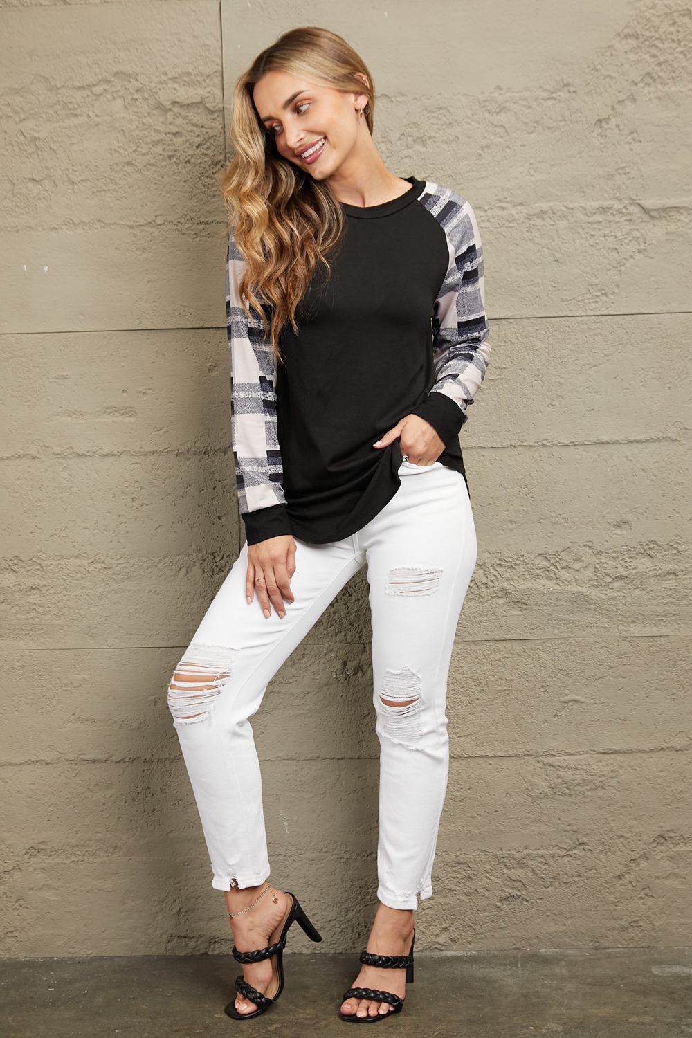 Double Take Color Block Curved Hem Long Sleeve Tee